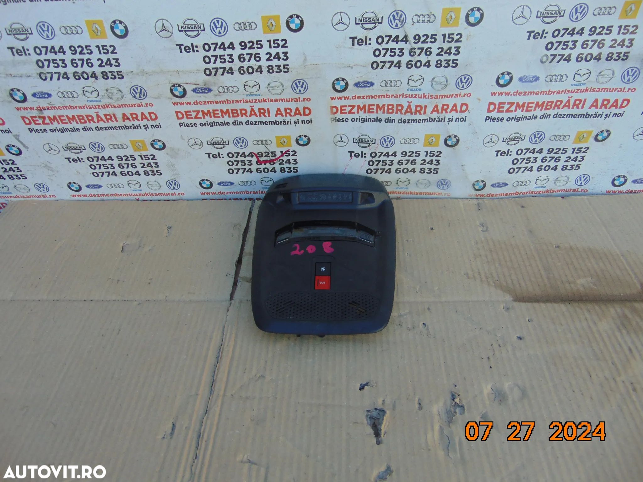 Plafoniera Peugeot 208 dupa 2019 308 508 2008 3008 cod 9814757480 citroen c3 opel crossland 9825205380 - 1