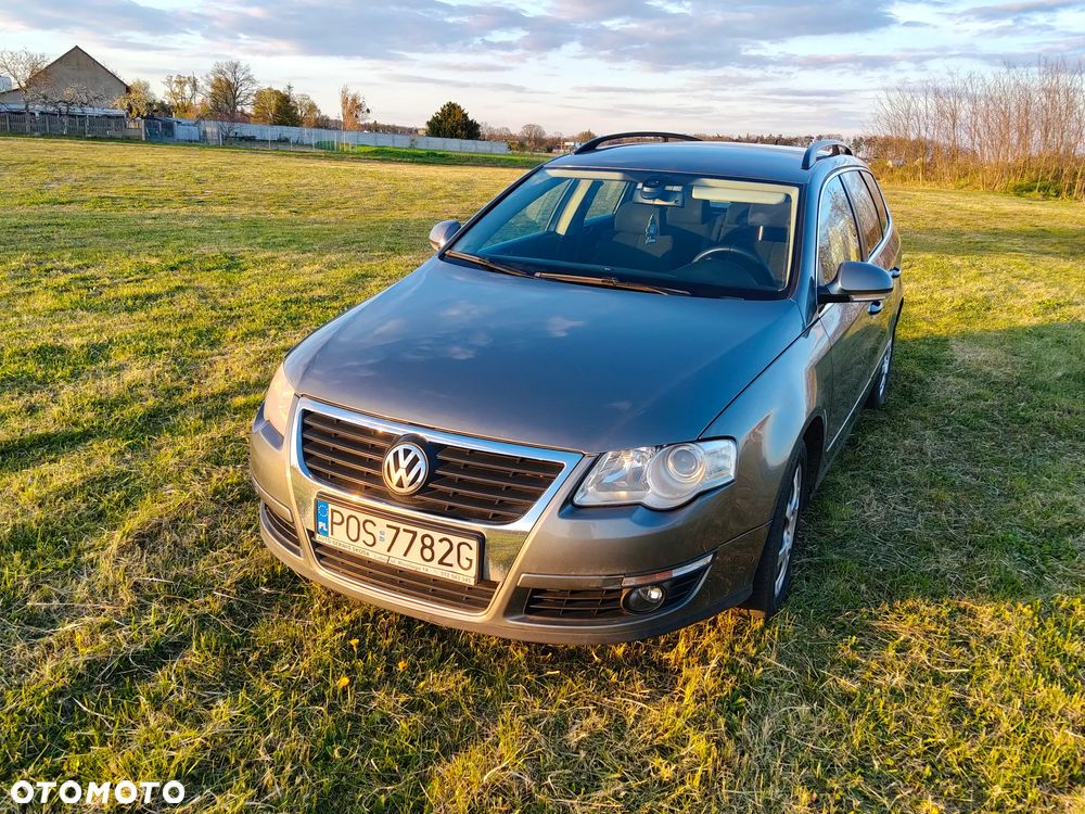 Volkswagen Passat 2.0 TDI Trendline - 2