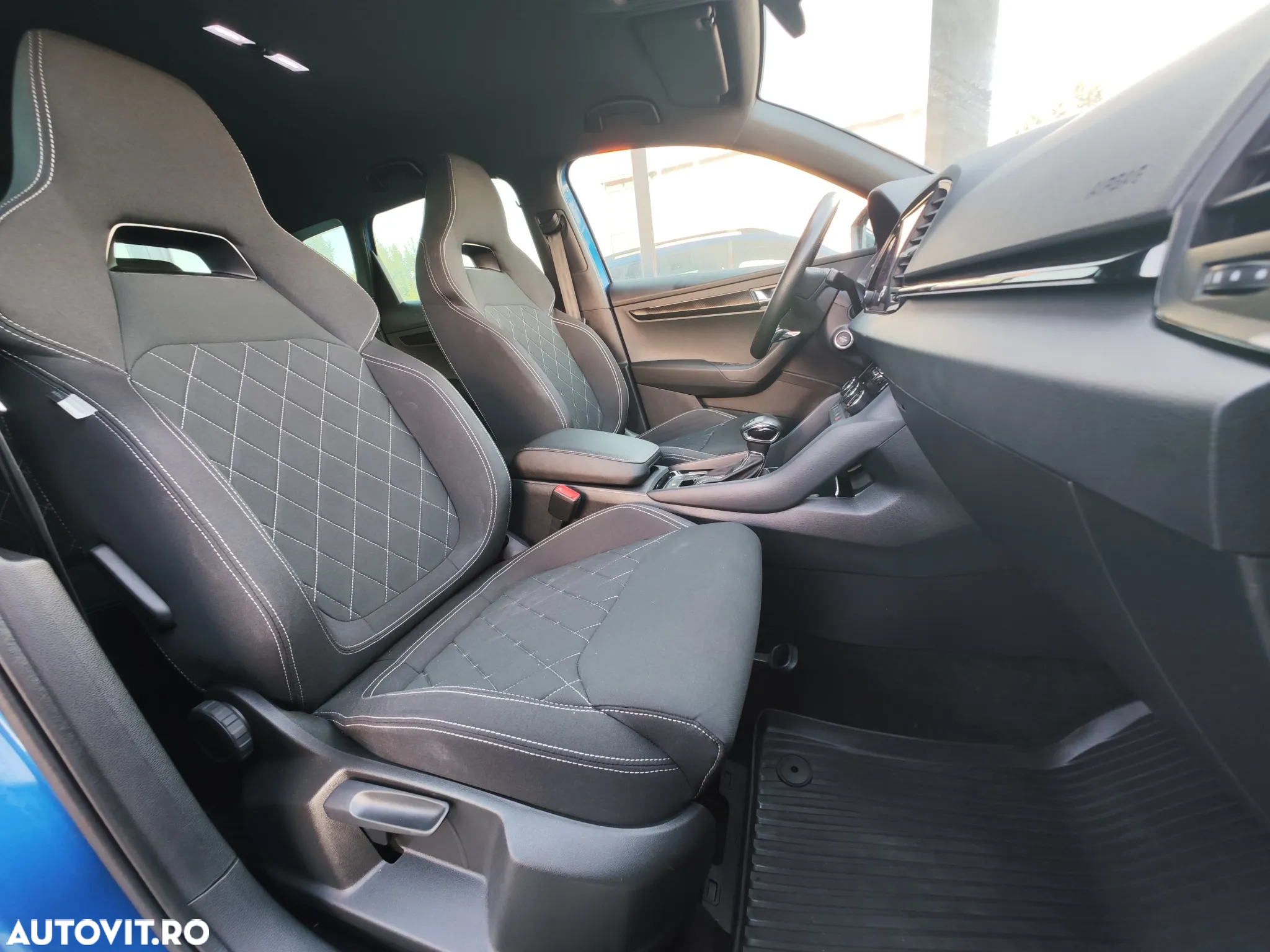 Skoda Karoq 2.0 TSI 4X4 DSG Sportline - 12