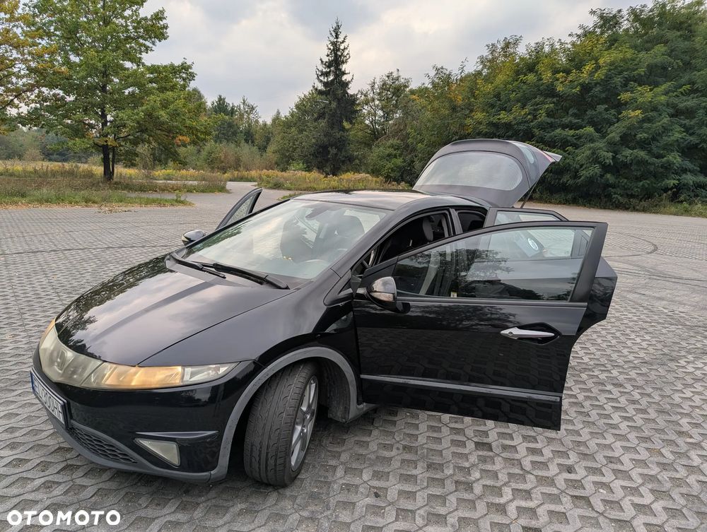 Honda Civic 2006 photo 2