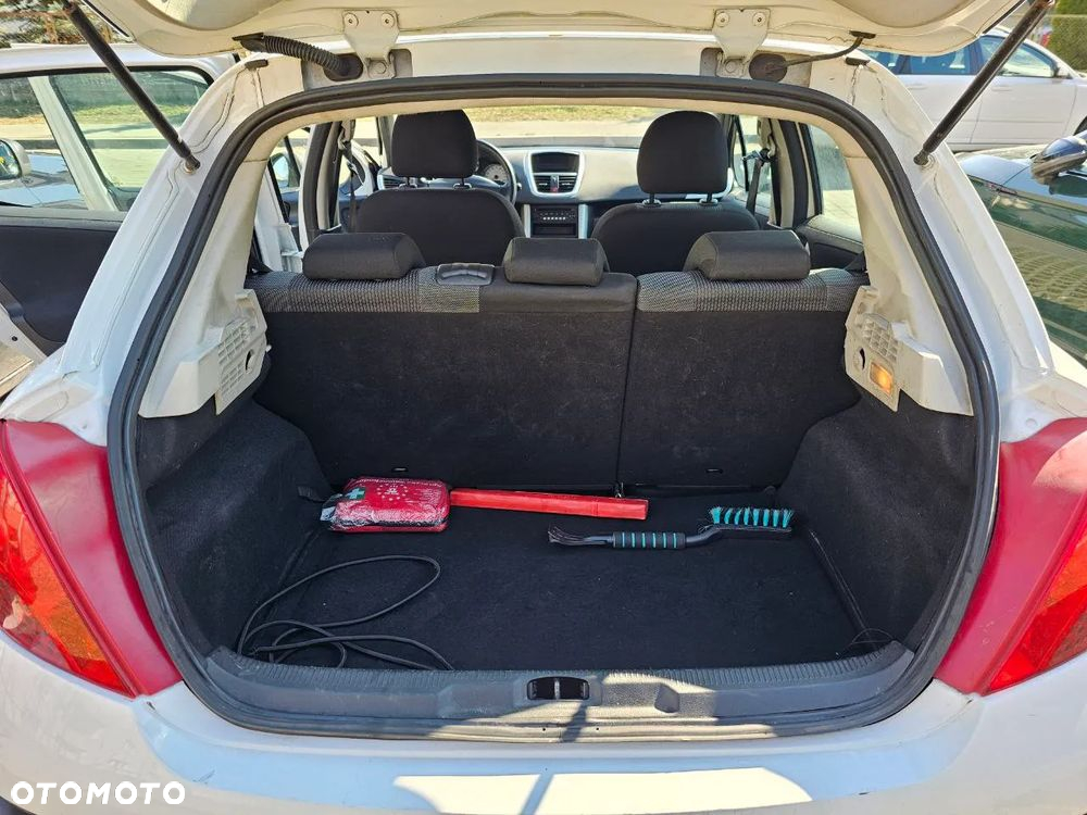 Peugeot 207 - 9