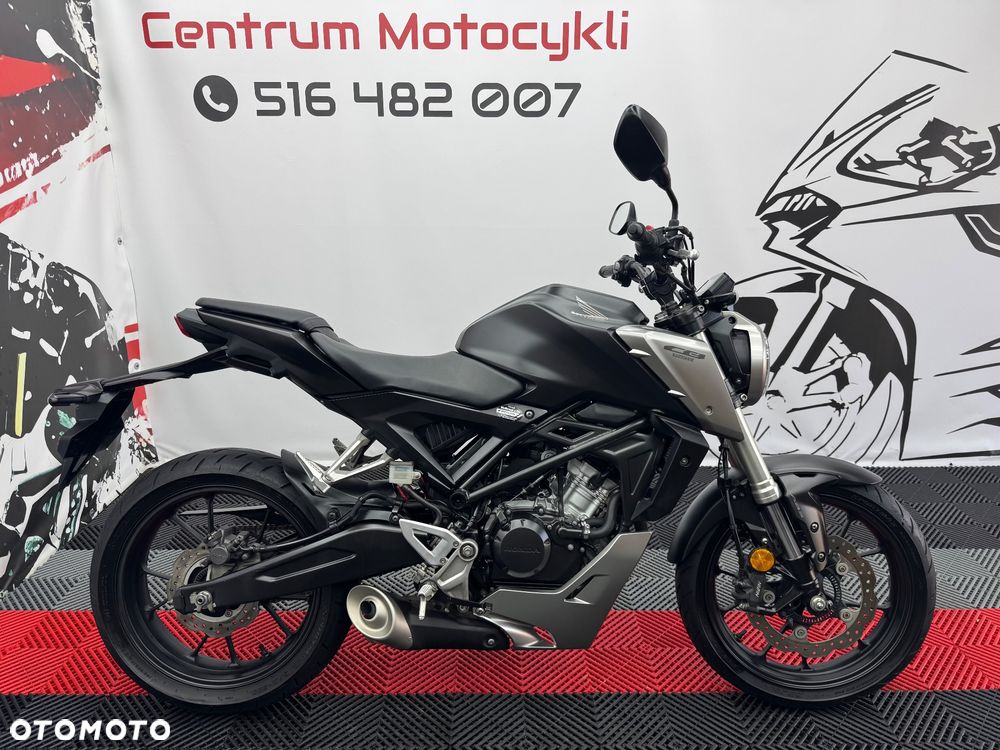 Honda CB - 1