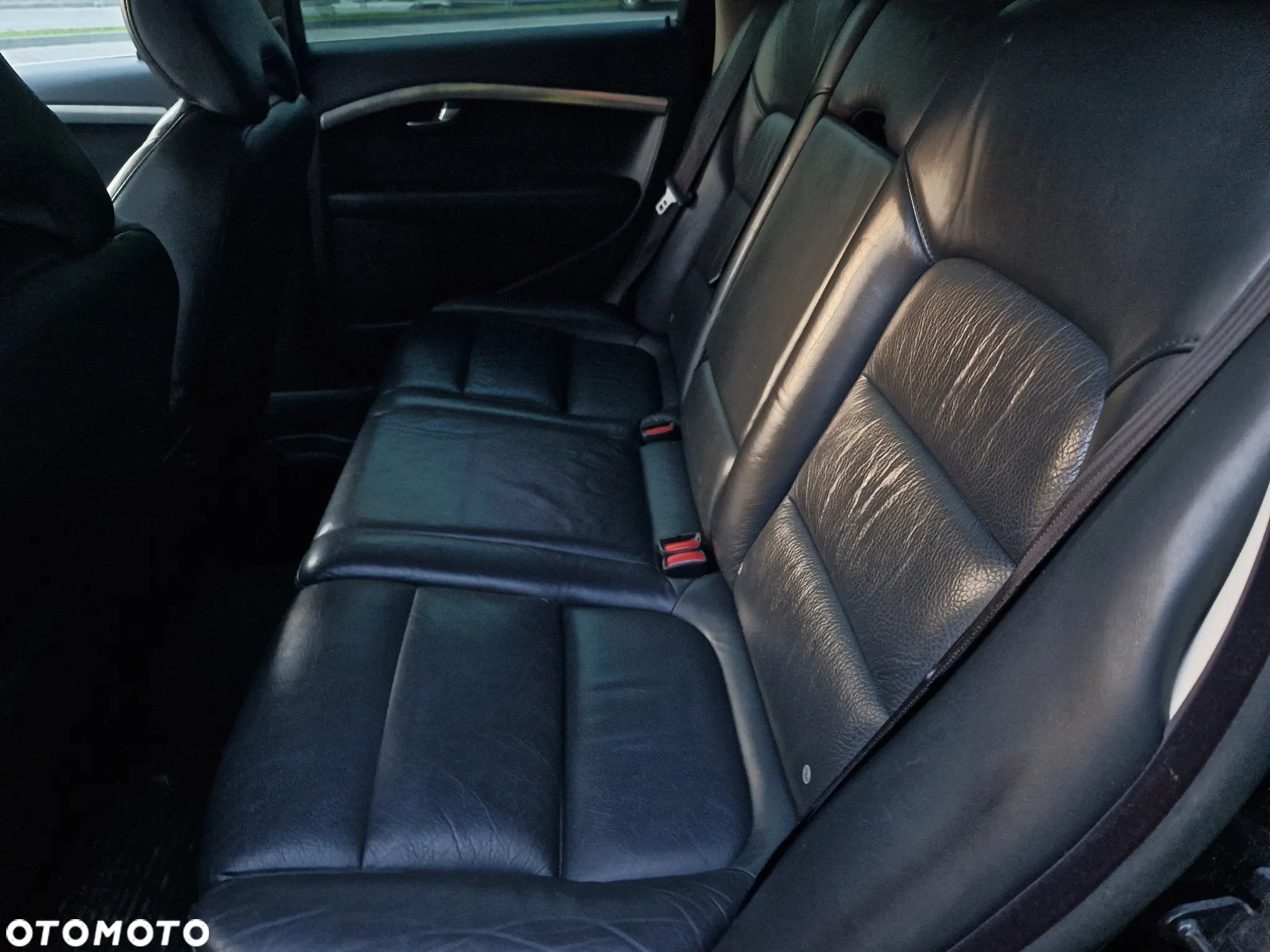 Volvo V70 2.0 Summum - 13