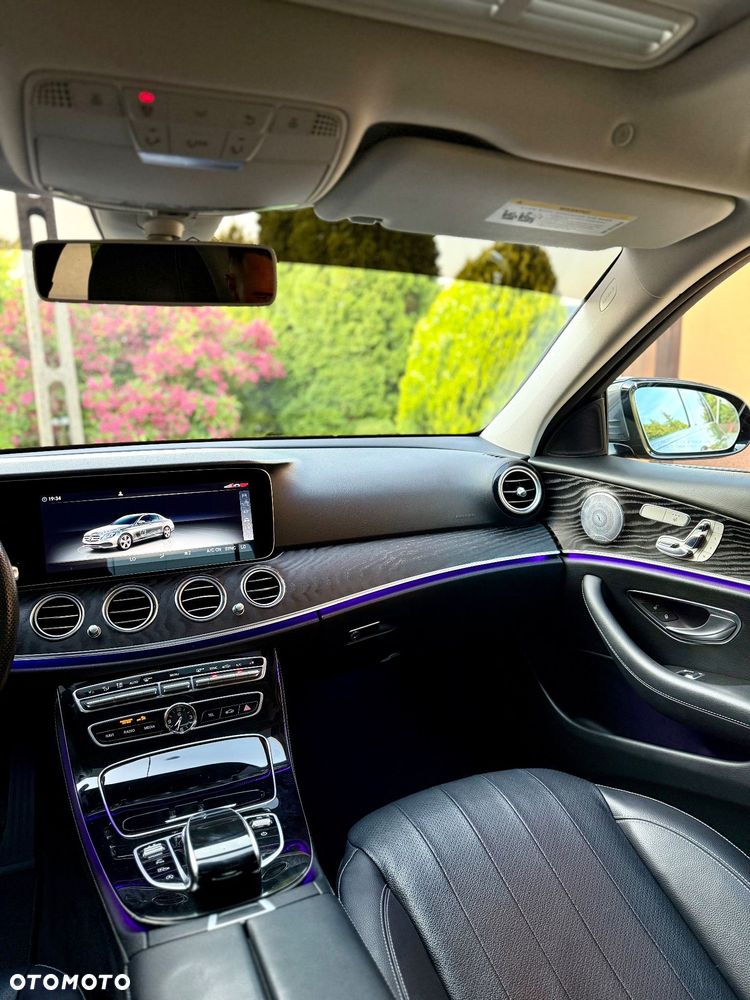 Mercedes-Benz Klasa E 300 9G-TRONIC - 5