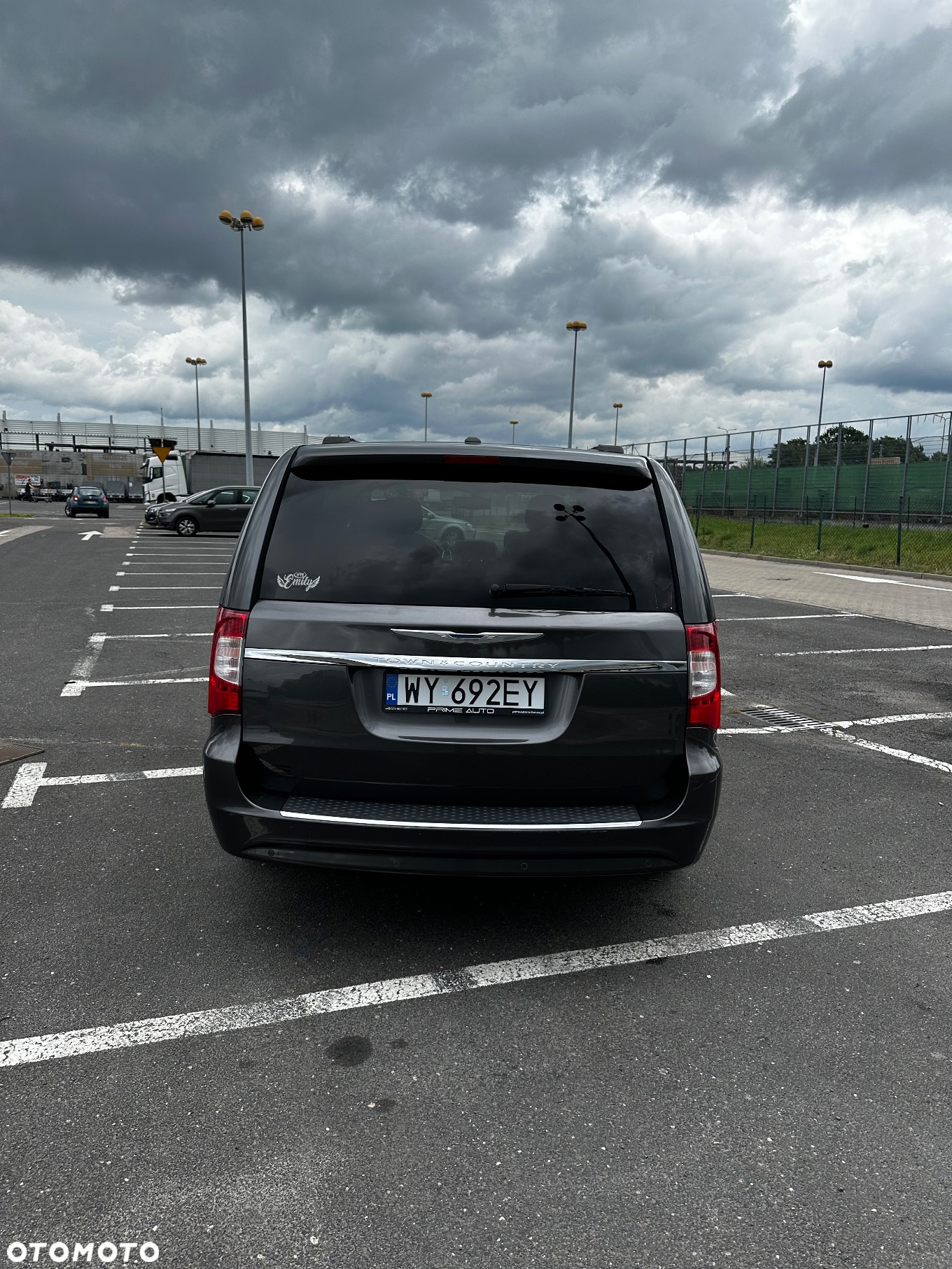 Chrysler Town & Country 3.6 Limited - 10