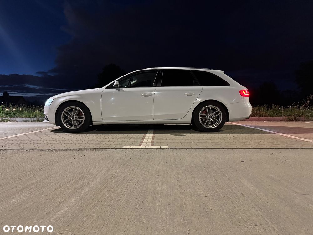 Audi A4 Avant - 1