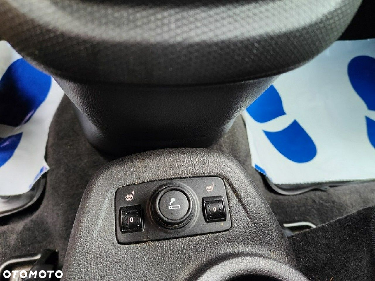 Ford Tourneo Connect Grand - 23
