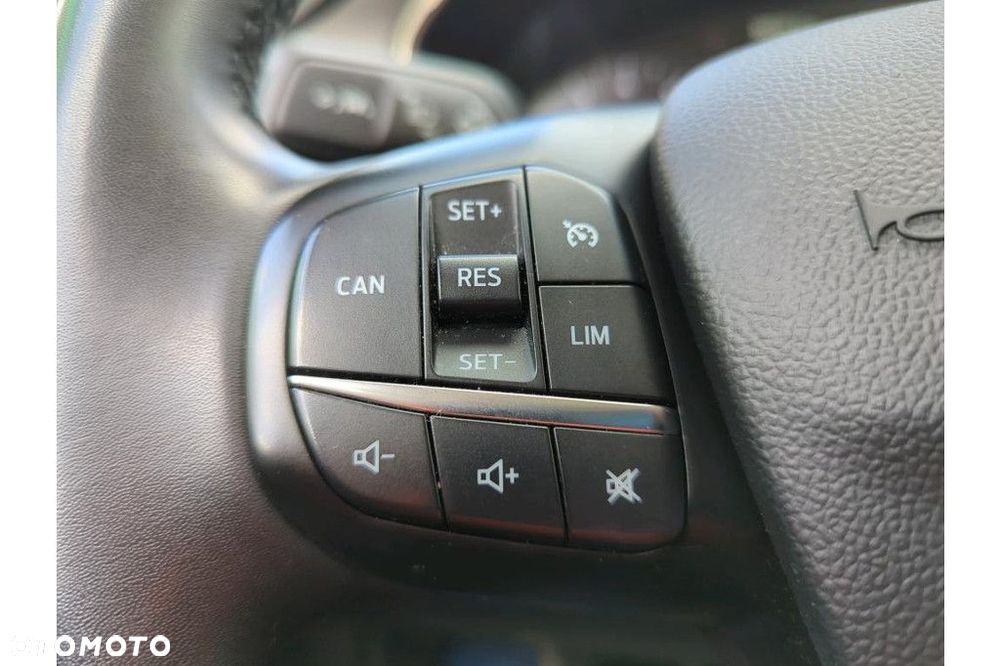 Ford Focus 1.0 EcoBoost Titanium - 9