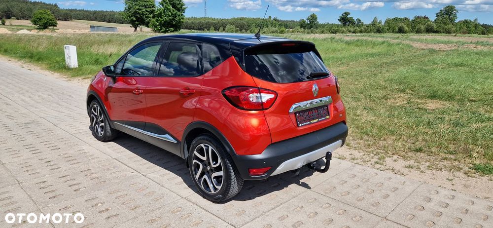 Renault Captur 1.2 TCe Helly Hansen EDC - 13