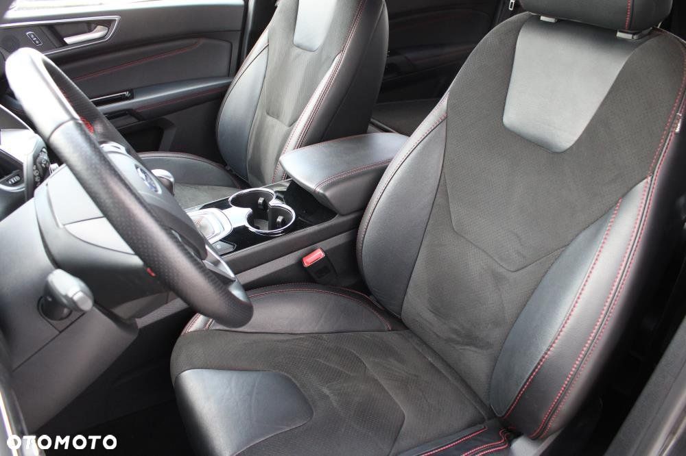 Ford S-Max - 10