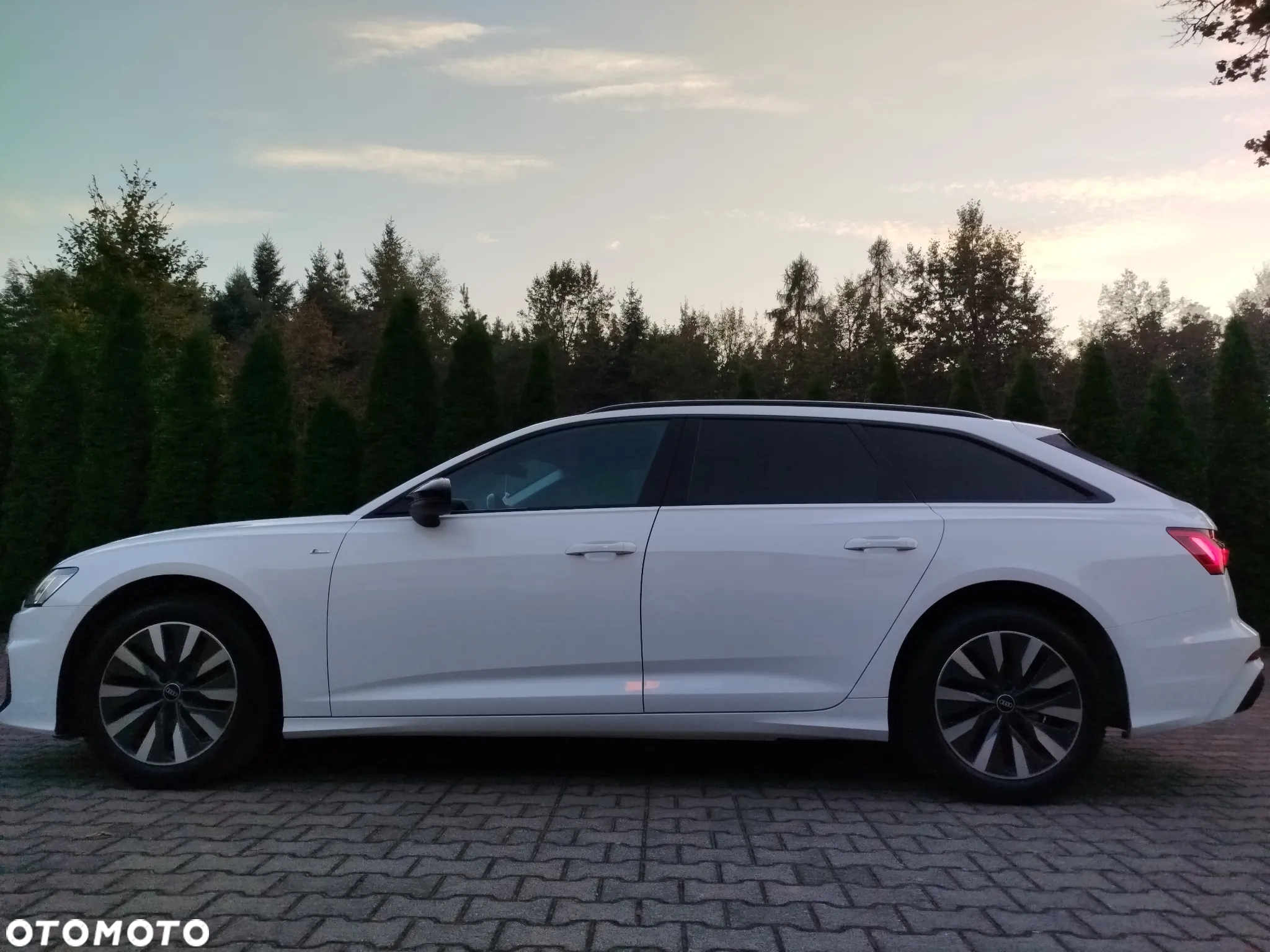 Audi A6 - 12