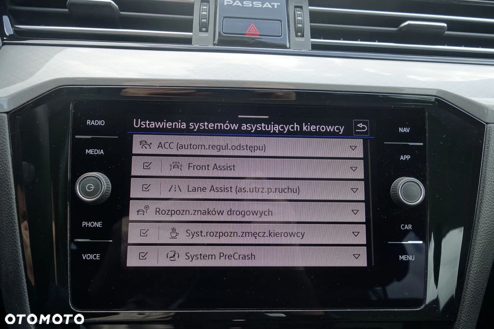 Volkswagen Passat 2.0 TDI EVO Business DSG - 29