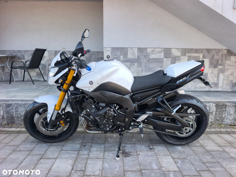 Yamaha FZ8 - 24