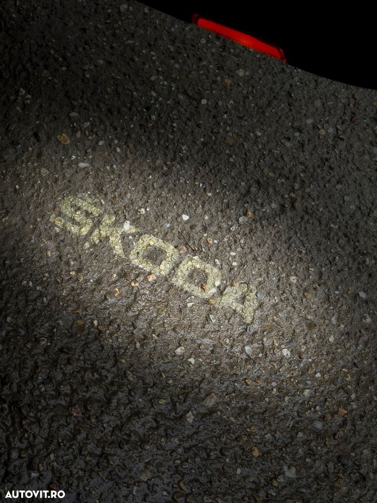 Skoda Superb 2.0 TDI 4X4 DSG Laurin & Klement - 36