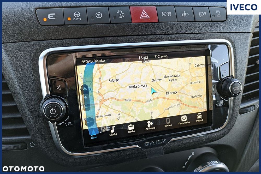 Iveco Daily 35S18 Kontener 8EP + Winda 3.0 180KM - 29