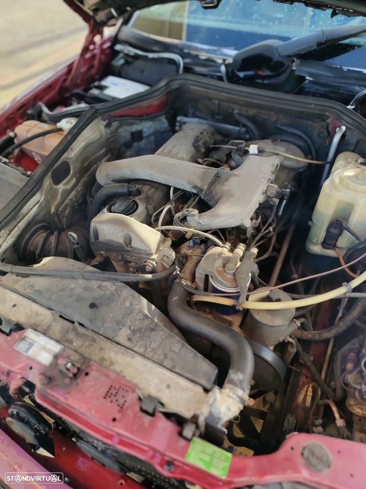Mercedes-Benz W124 (1984-1997) 250 D Turbo - 10