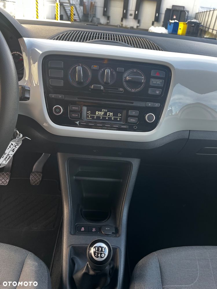 Volkswagen up! 1.0 White Style - 11