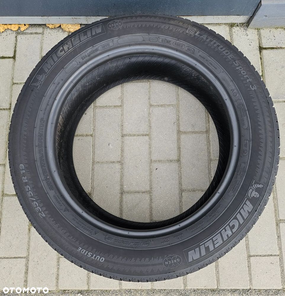 Michelin LATITUDE SPORT 3 235/55R19 101 W - 3