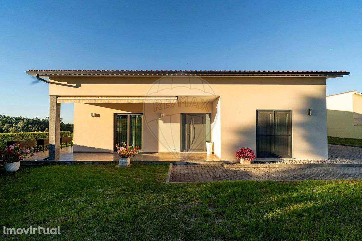 Moradia T4 para venda - Grande imagem: 4/34