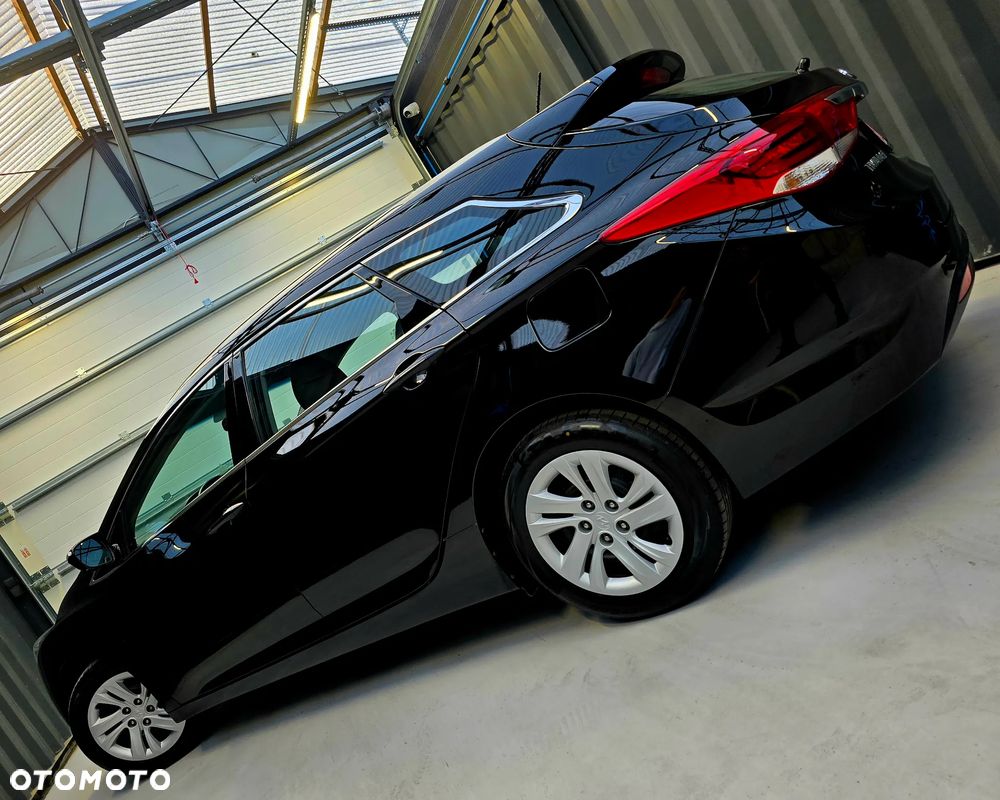 Hyundai i40 i40cw 1.6 Fifa World Cup Edition - 8