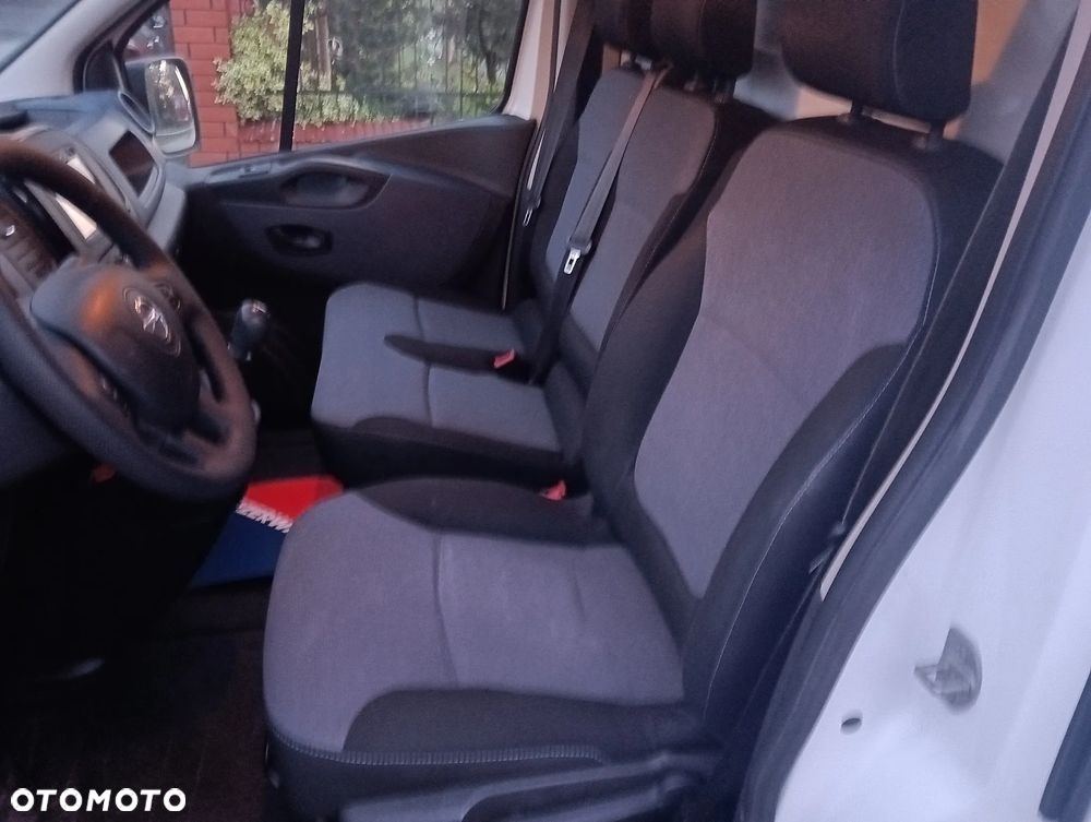 Opel Vivaro - 7