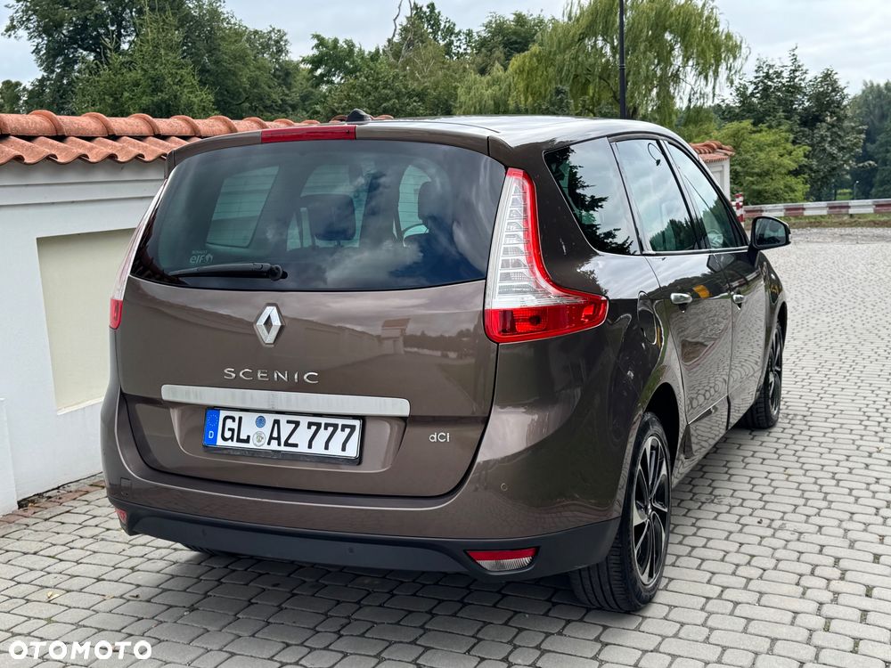 Renault Grand Scenic - 31