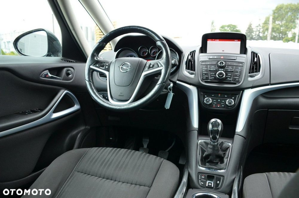 Opel Zafira - 31