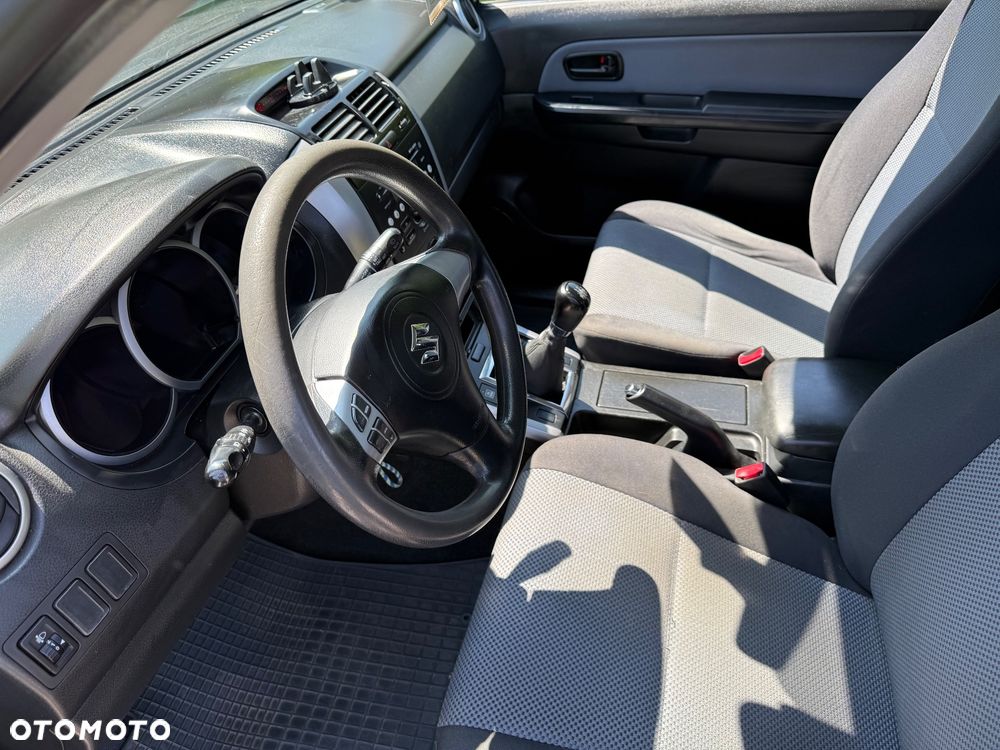 Suzuki Vitara ver-1-6 - 7
