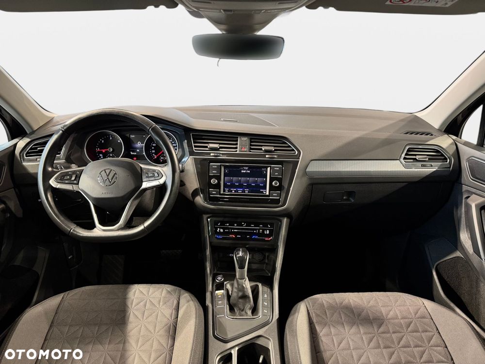 Volkswagen Tiguan - 18