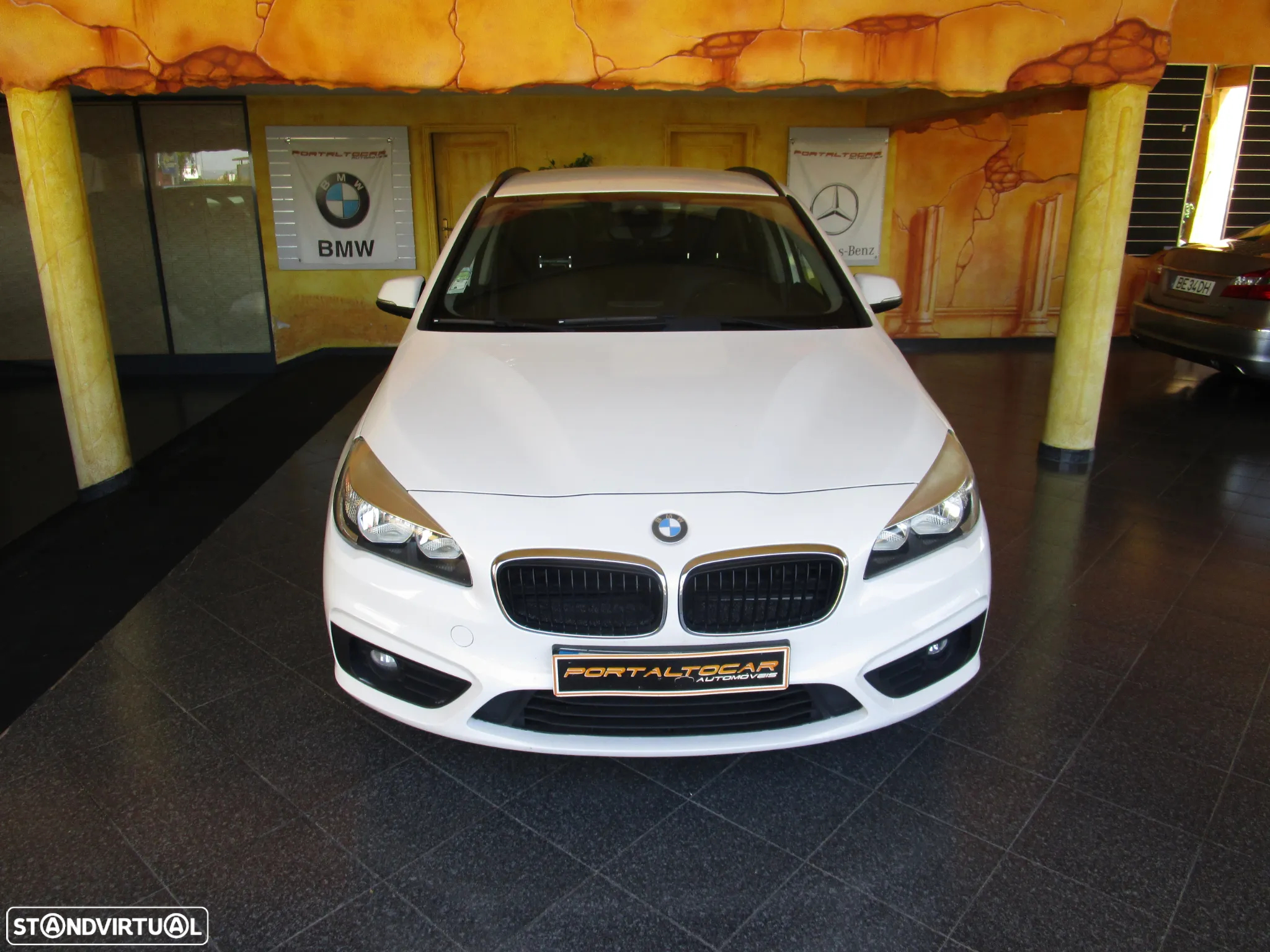 BMW 216 Active Tourer d Line Luxury Auto - 3