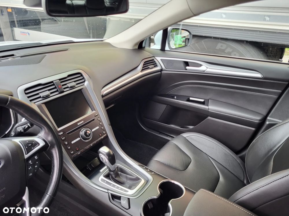 Ford Mondeo 2.0 Hybrid Titanium GPF - 20