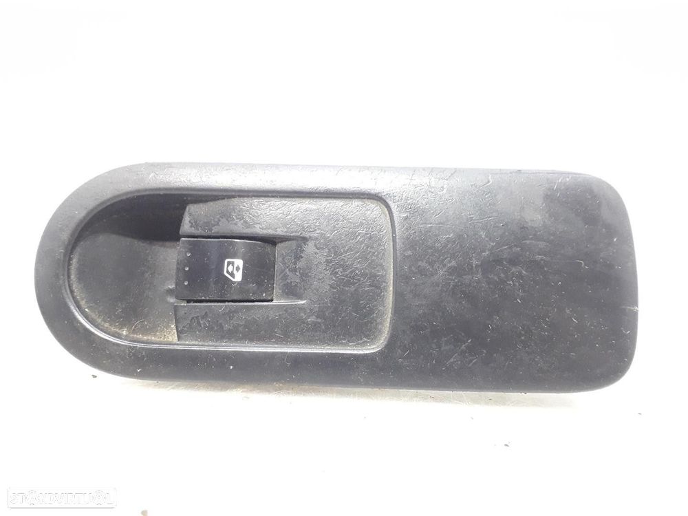 COMANDO ELEVADOR DE VIDRO FRONTAL DIREITO RENAULT SCÉNIC II 2004 - 3