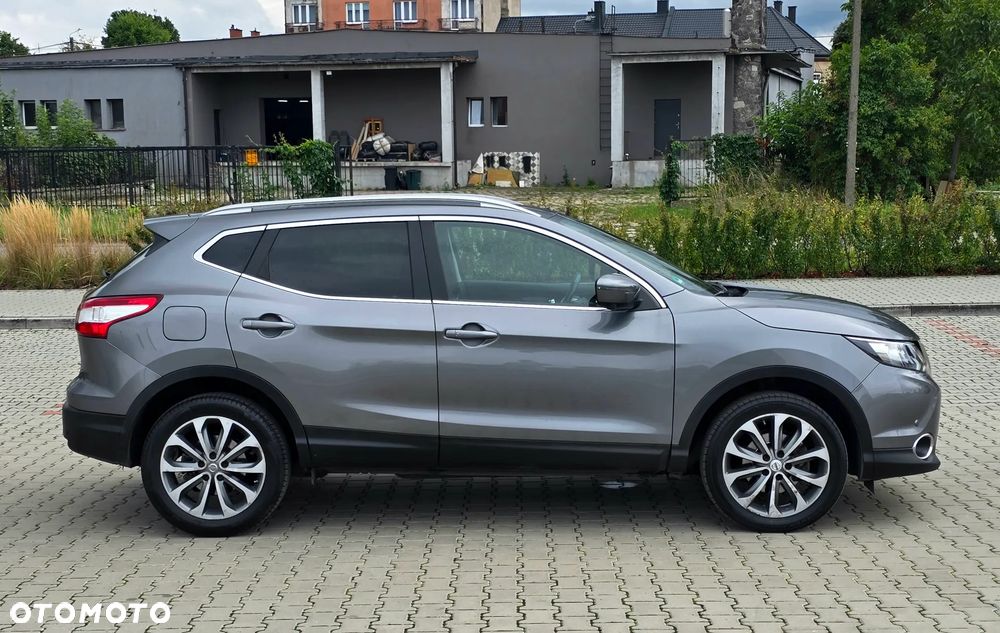 Nissan Qashqai 1.2 DIG-T Xtronic TEKNA - 10