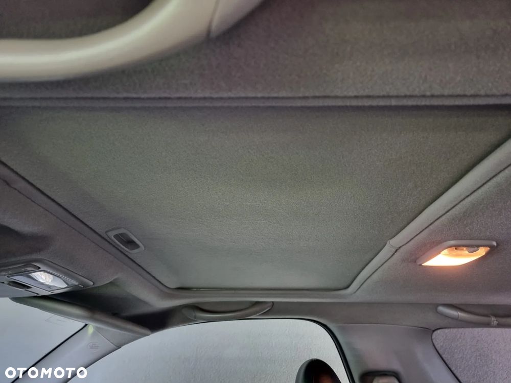 Toyota RAV4 2.0 VVT-i Prestige - 12