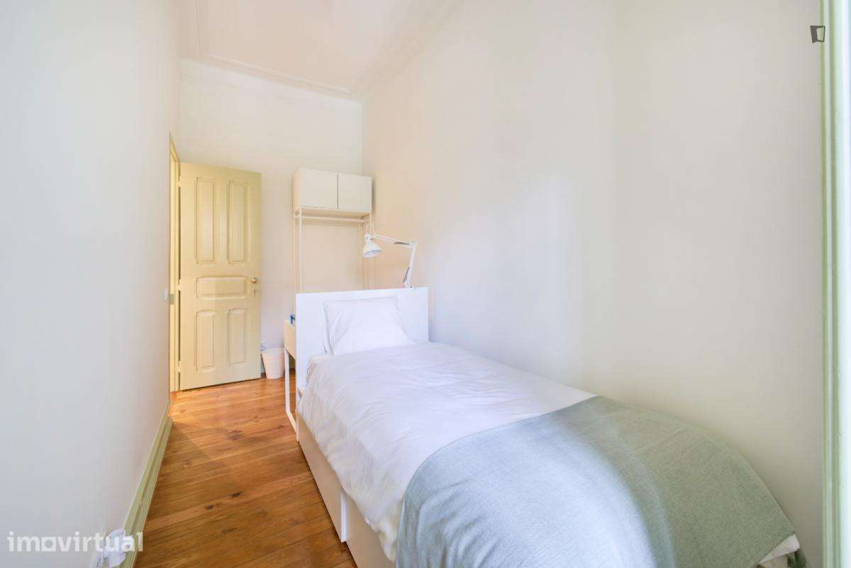 Quarto - localizado em Alcântara Lisbon - Grande imagem: 2/33