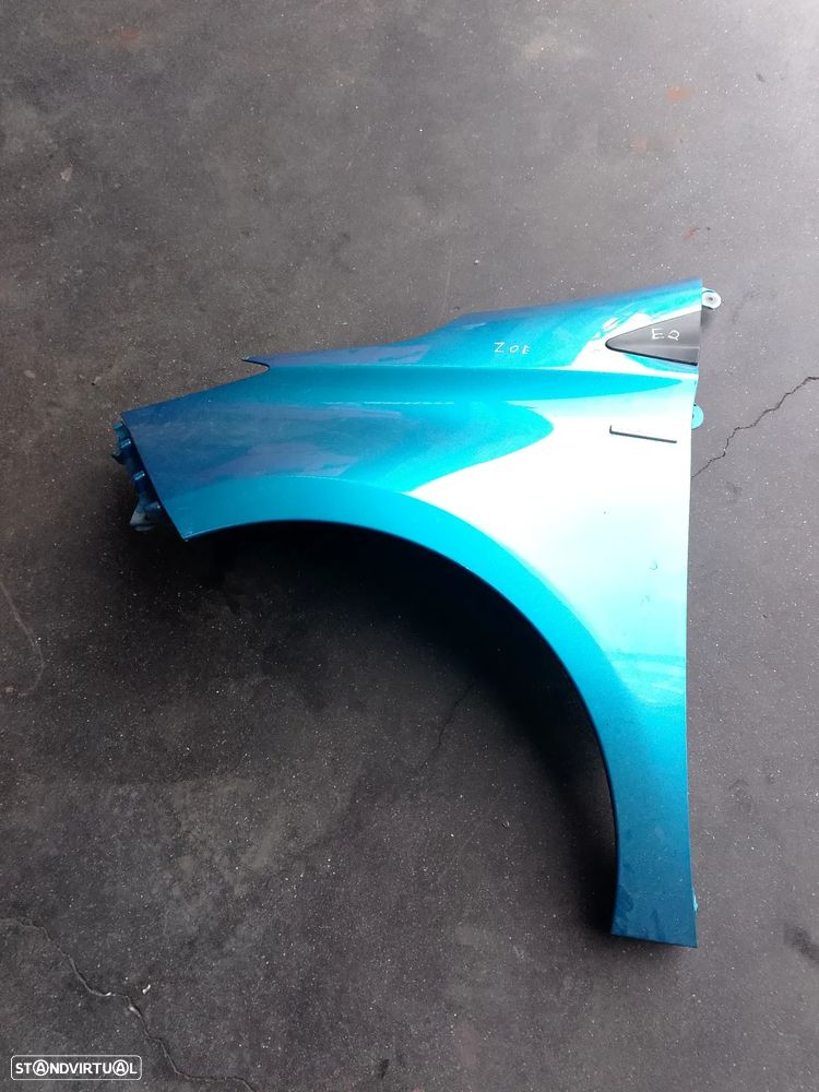 GUARDA LAMAS ESQUERDO RENAULT ZOE - 1