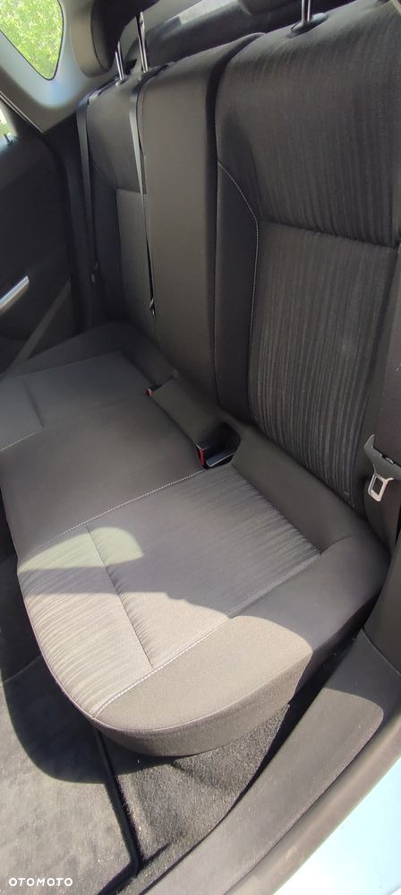 Opel Astra 1.6 Enjoy - 11
