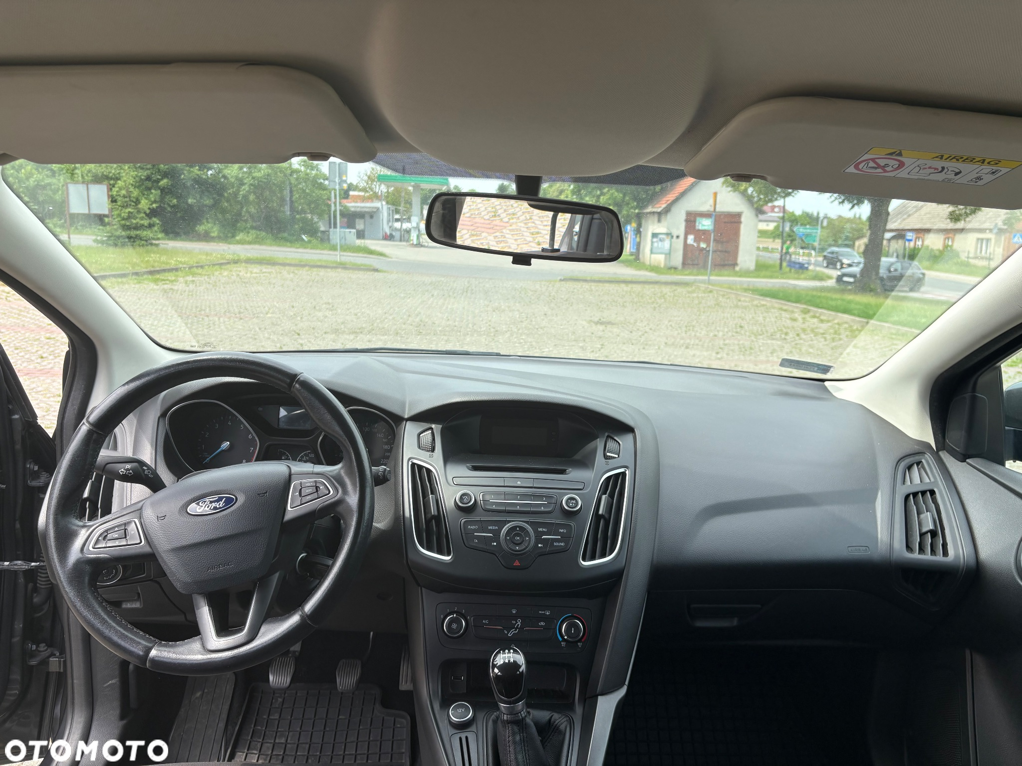 Ford Focus 1.6 Trend - 14