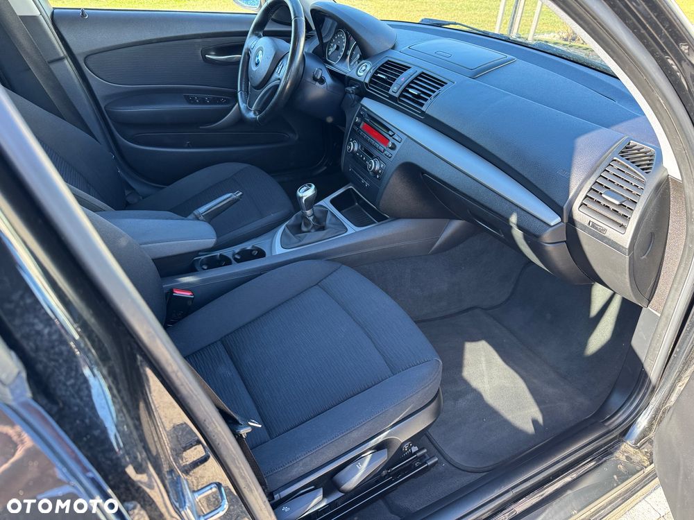 BMW Seria 1 118d DPF Edition Lifestyle - 25