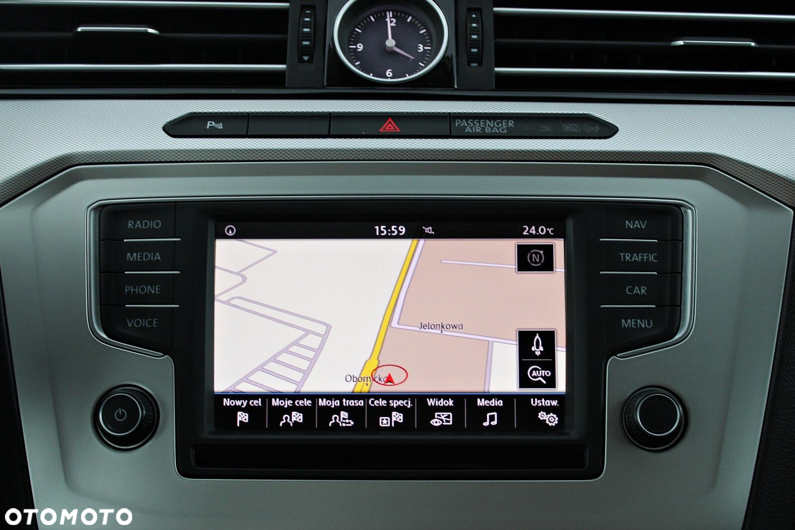 Volkswagen Passat 2.0 TDI BMT Comfortline DSG - 23