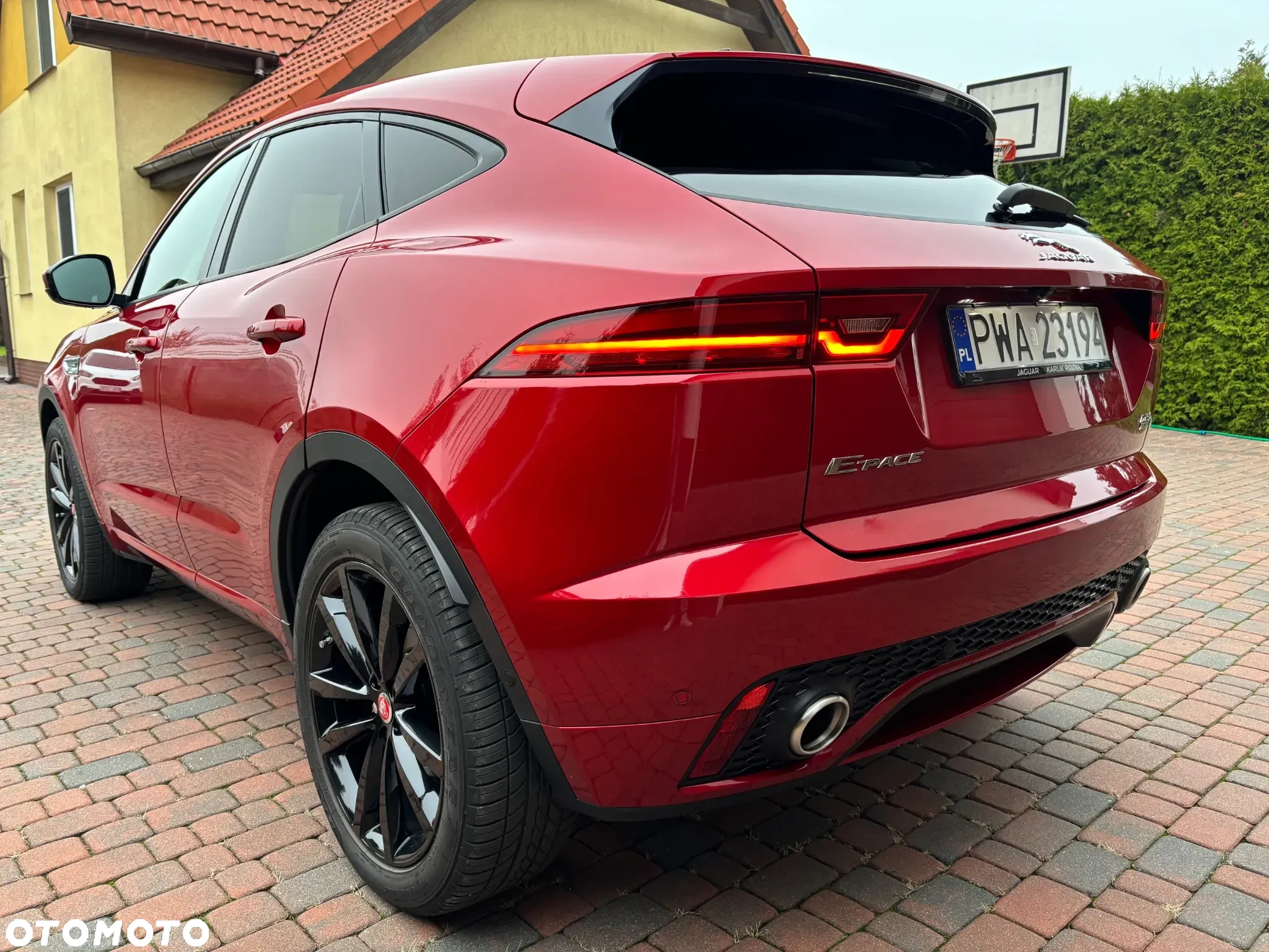 Jaguar E-Pace - 14