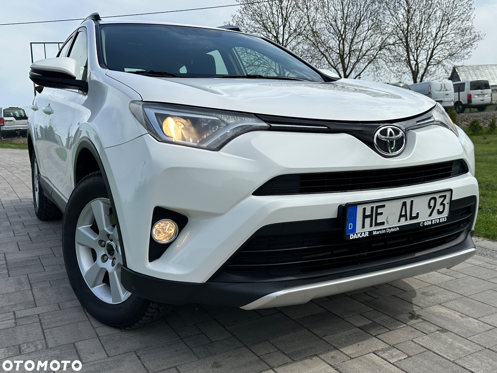 Toyota RAV4 2.0 D-4D Active 4x2 - 18
