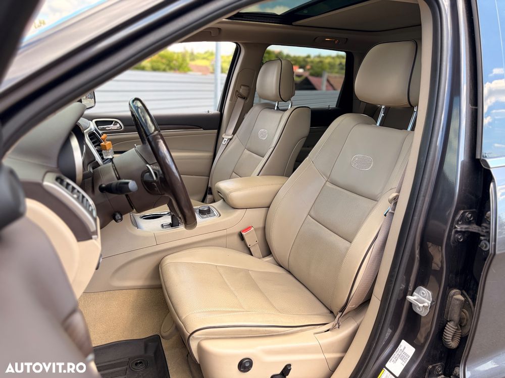 Jeep Grand Cherokee - 8