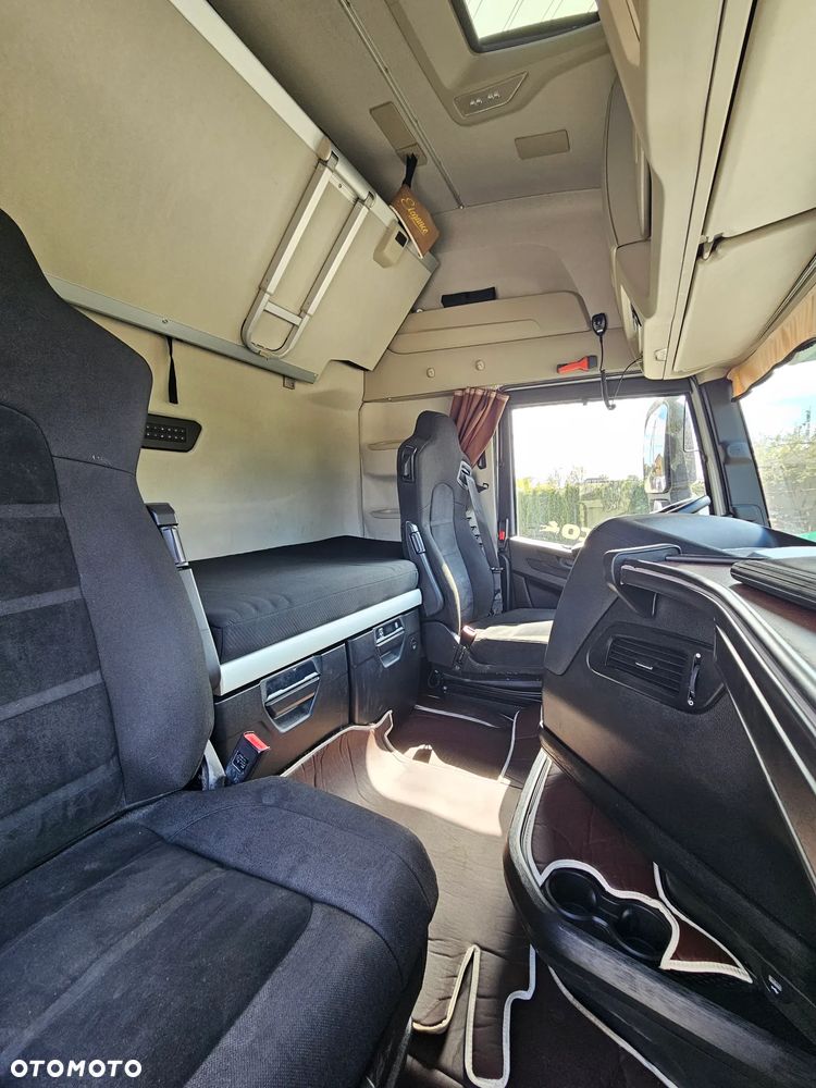 Iveco S-WAY 490KM - 13