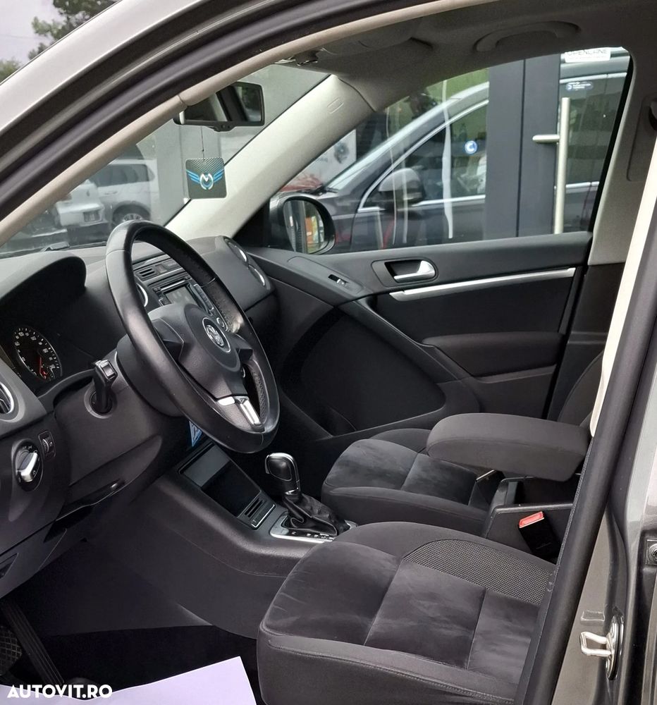Volkswagen Tiguan 2.0 TDI 4Motion DSG Sport & Style - 8
