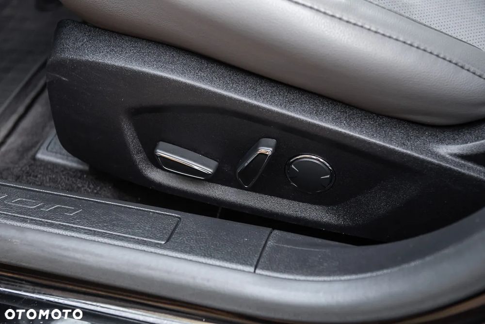 Ford Fusion - 22
