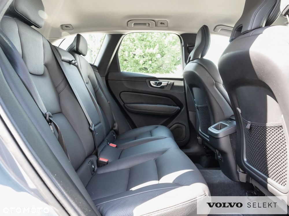 Volvo XC 60 - 32
