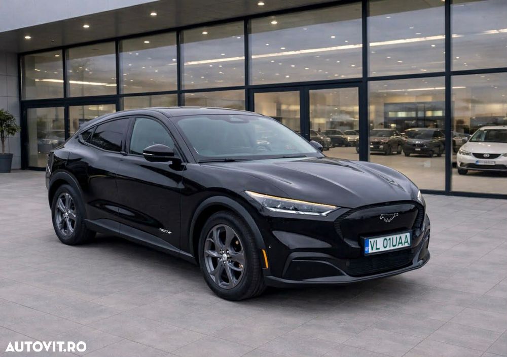 Ford Mustang Mach-E PREMIUM - 2