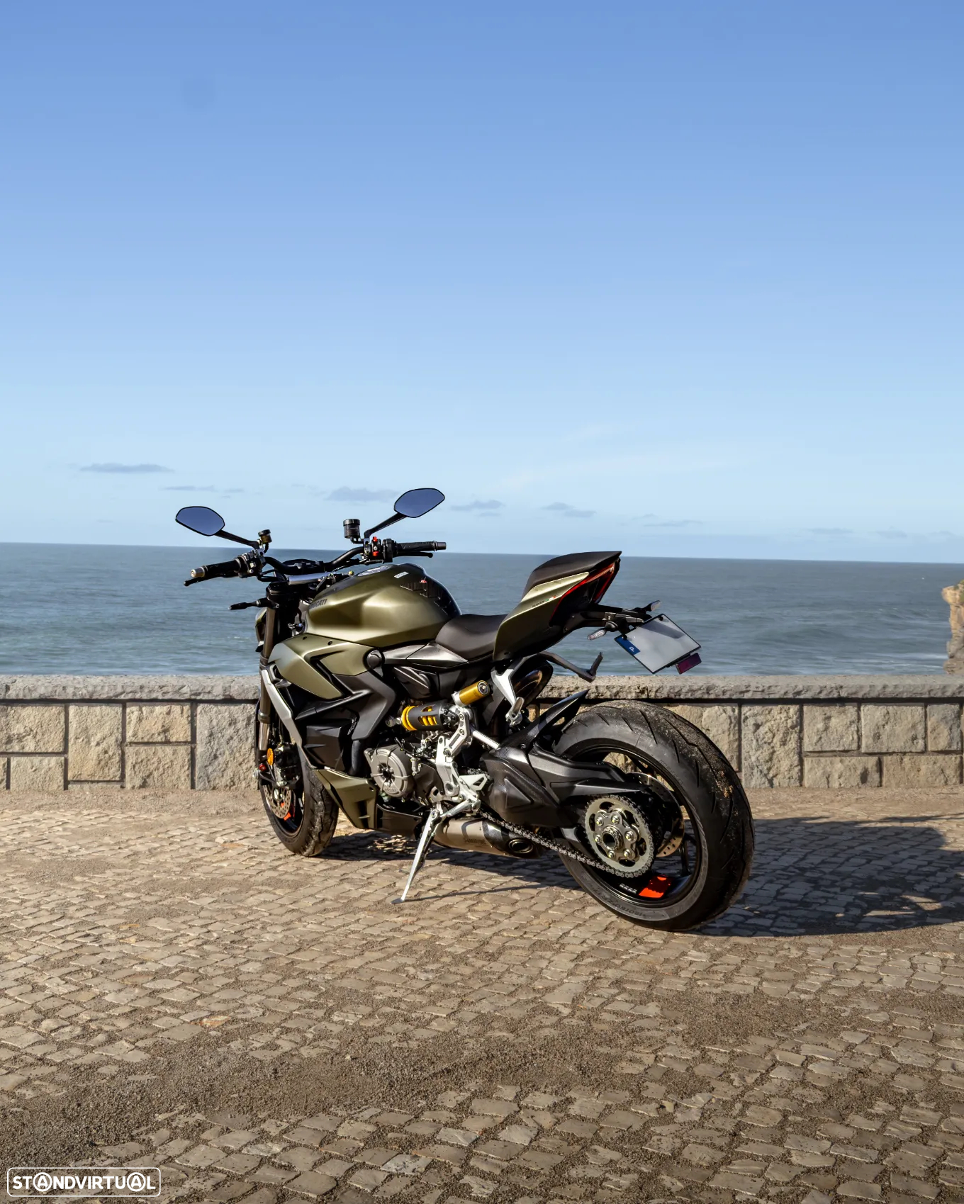 Ducati Streetfighter V2 - 6