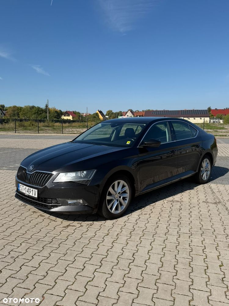 Skoda Superb 2.0 TDI Style - 1